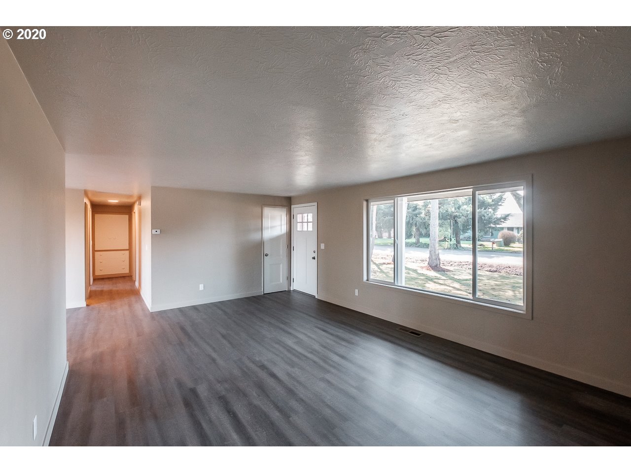 5145 Gaffin Road Southeast Salem, OR 97317 - Photo 6 of 32 Gallery Image 6