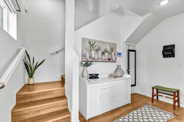 $699,000 | 402 Creekside Circle, San Diego, CA 92114