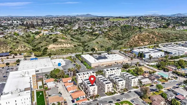 $699,000 | 402 Creekside Circle, San Diego, CA 92114