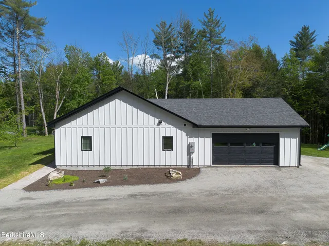 a view of backyard of house
