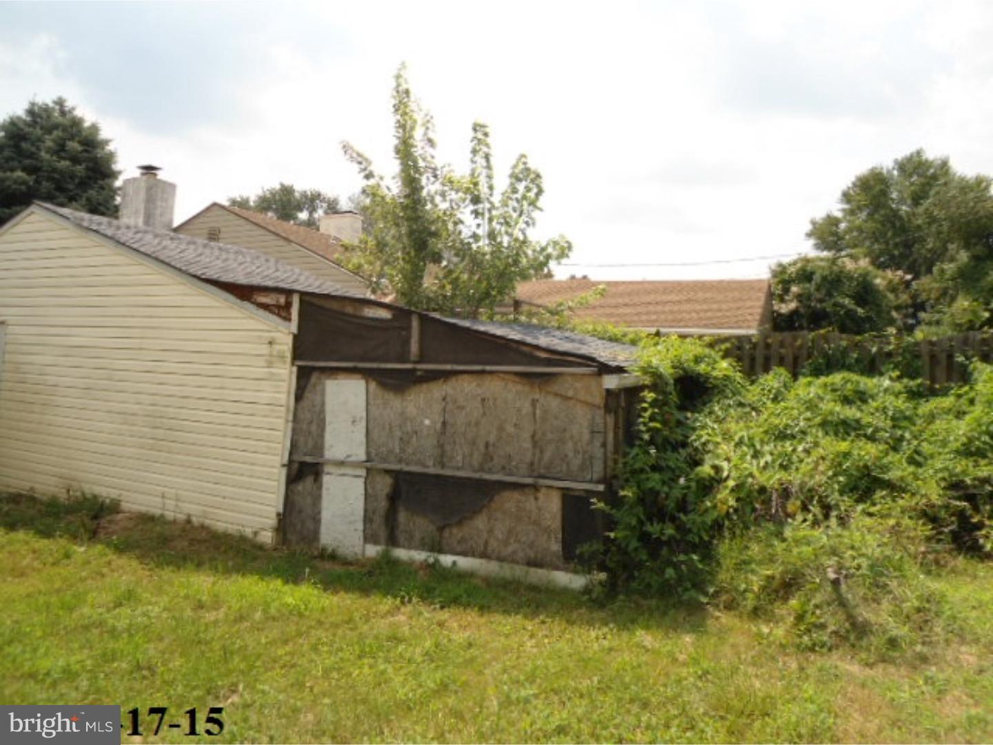317 Berkshire Road Fairless Hills, PA 19030 - Photo 6 of 12