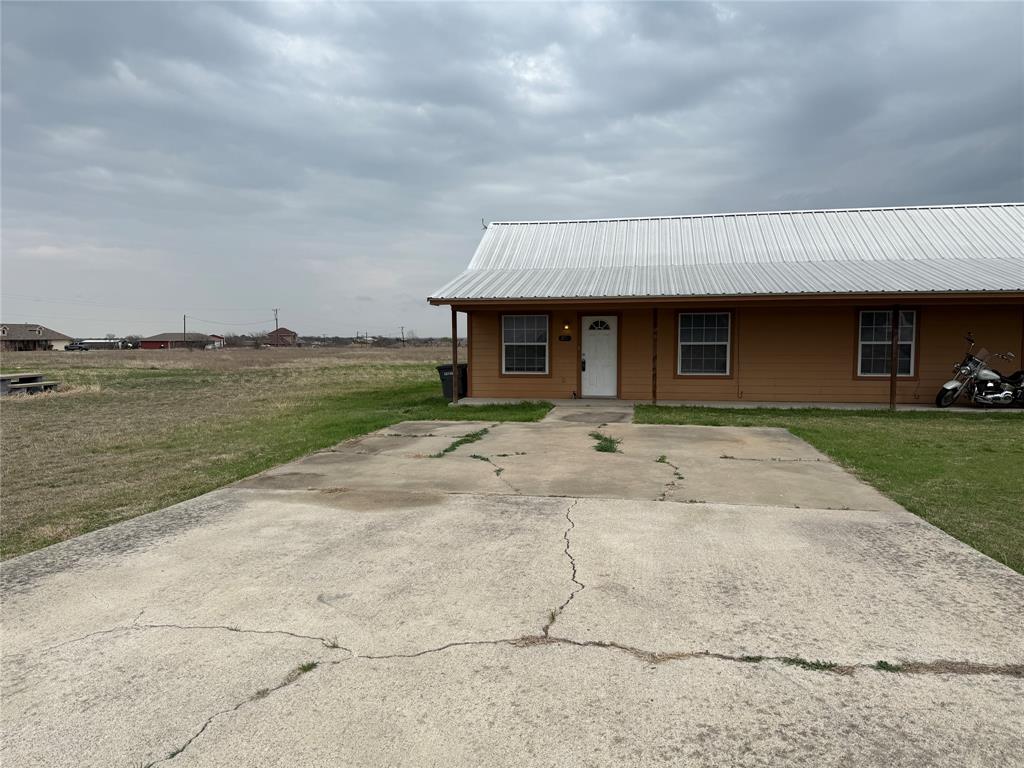 209 Blue Bell Court Weatherford, TX 76088 - Photo 13 of 23
