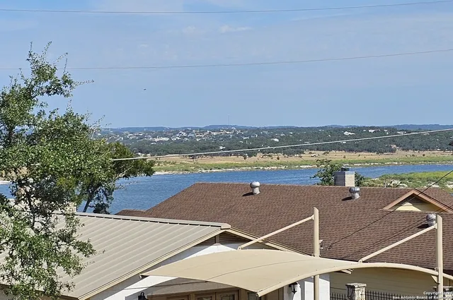 $539,000 | 2200 Glenn Drive, Canyon Lake, TX 78133