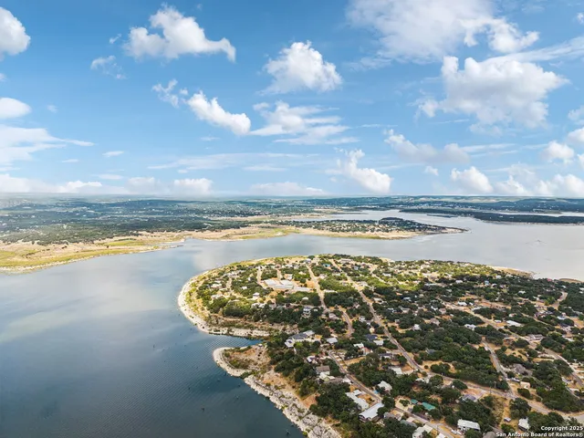 $539,000 | 2200 Glenn Drive, Canyon Lake, TX 78133