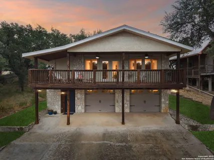 $539,000 | 2200 Glenn Drive, Canyon Lake, TX 78133