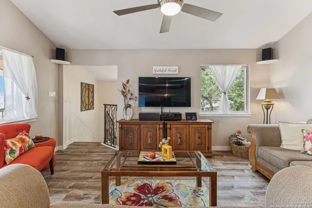 $539,000 | 2200 Glenn Drive, Canyon Lake, TX 78133