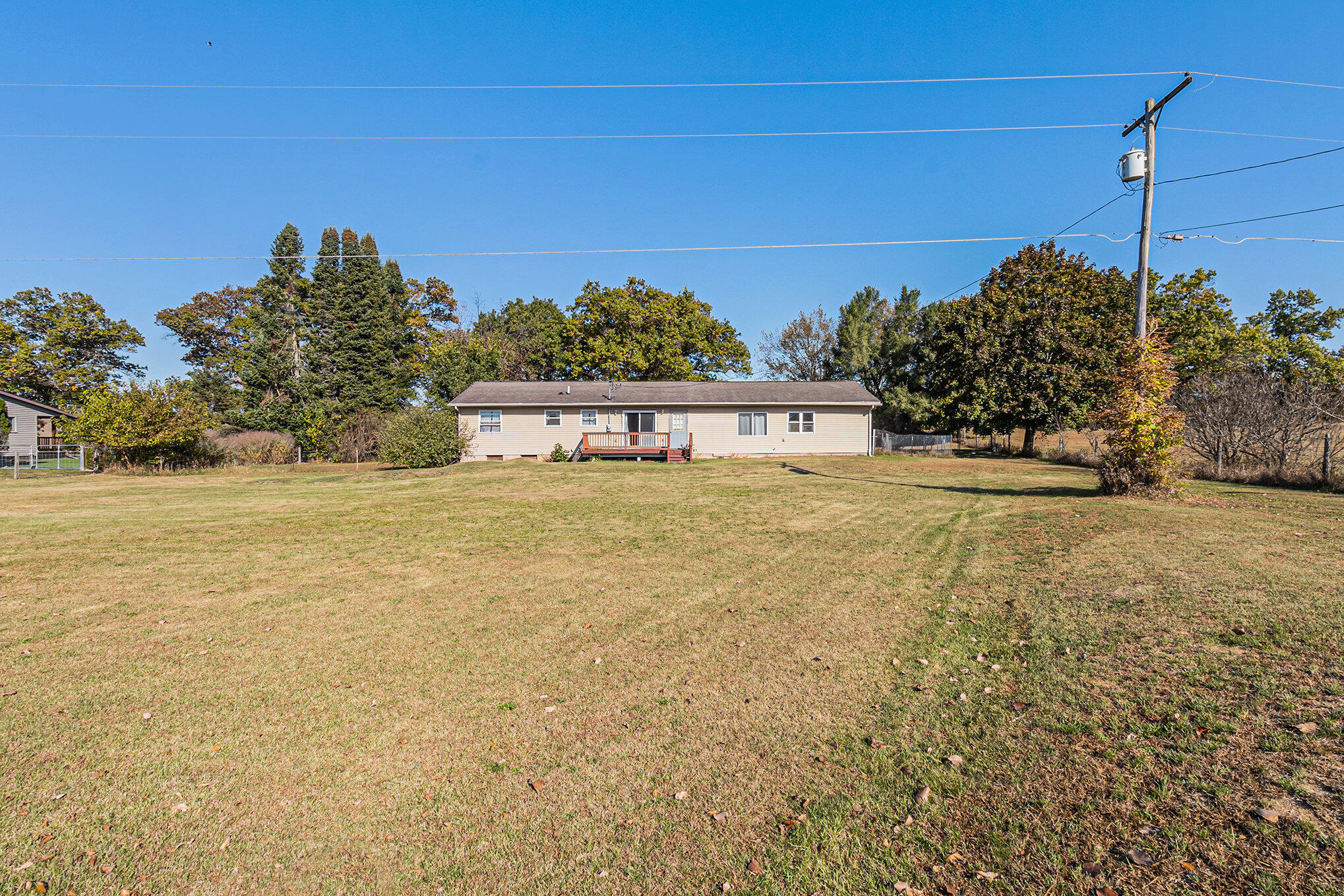 12821 Sharon Valley Road Brooklyn, MI 49230 - Photo 27 of 31 025_file_268
