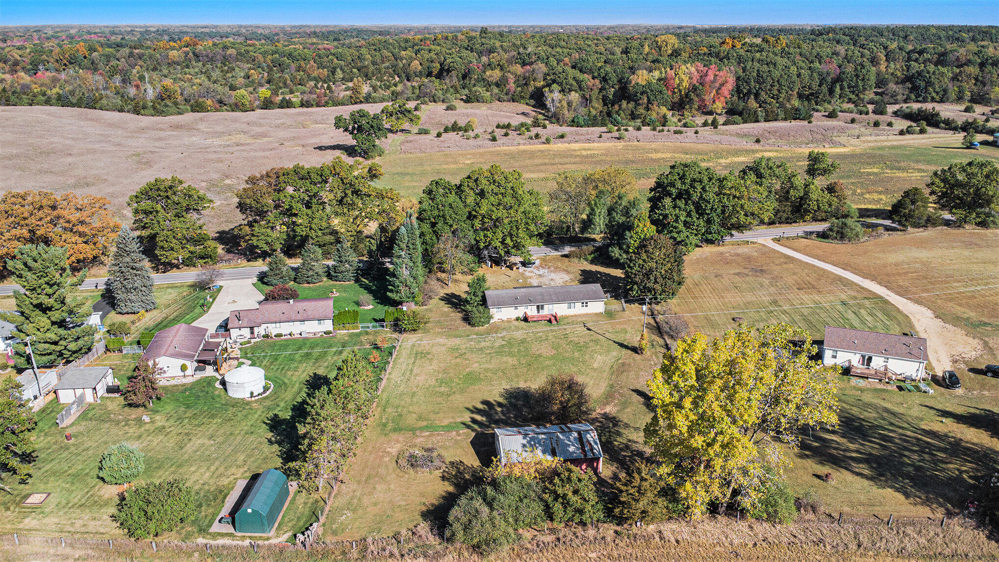 12821 Sharon Valley Road Brooklyn, MI 49230 - Photo 30 of 31 033_file_76