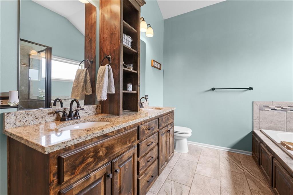 115 Maple Street Lone Jack, MO 64070 - Photo 9 of 22
