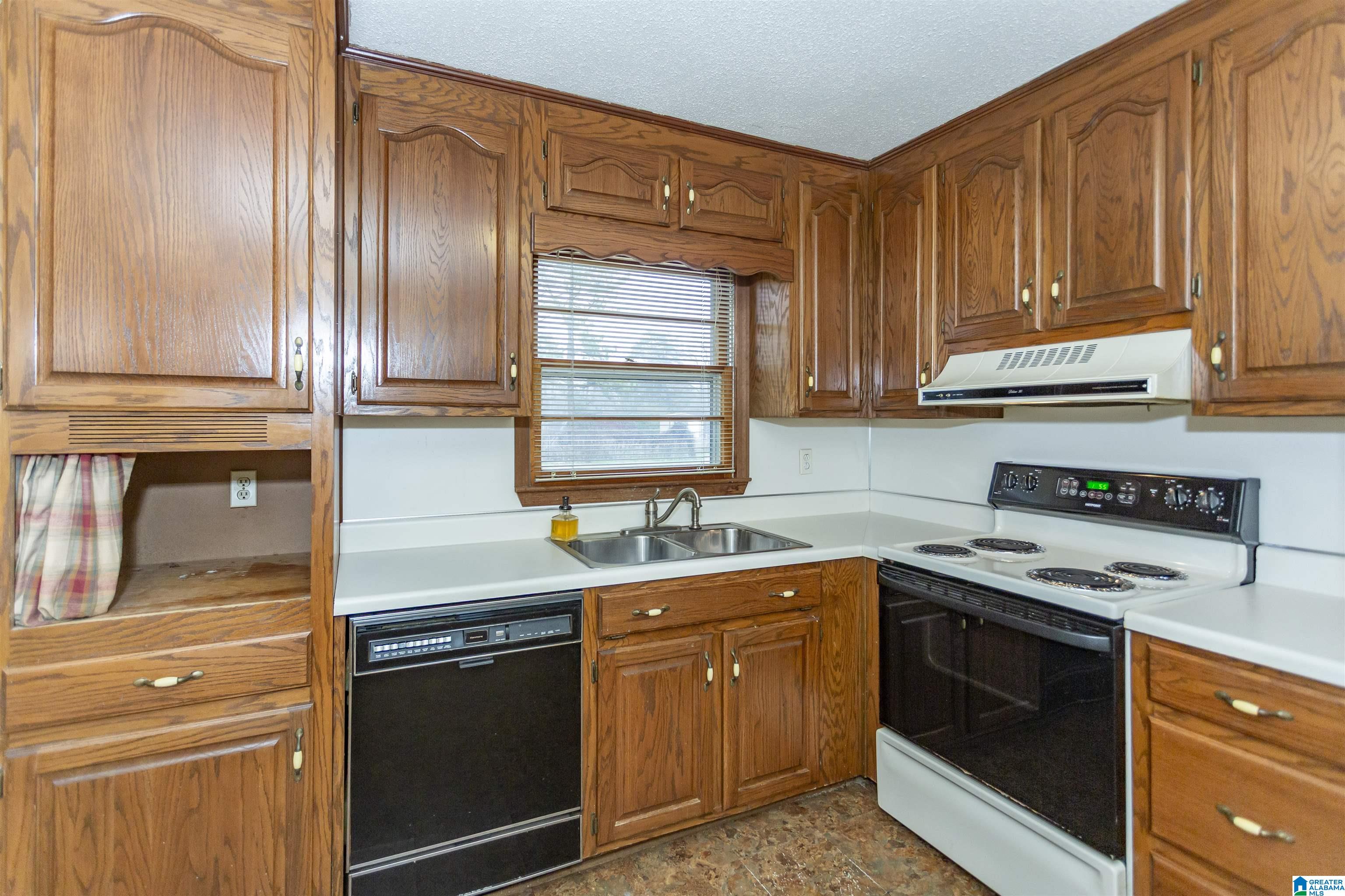 2505 Walker Chapel Road Fultondale, AL 35068 - Photo 8 of 18