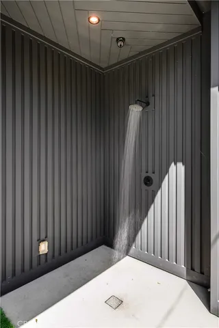 $20,995 | 5517 Allott Avenue, Sherman Oaks, CA 91401