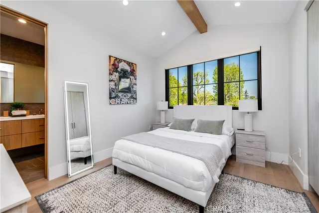 $20,995 | 5517 Allott Avenue, Sherman Oaks, CA 91401