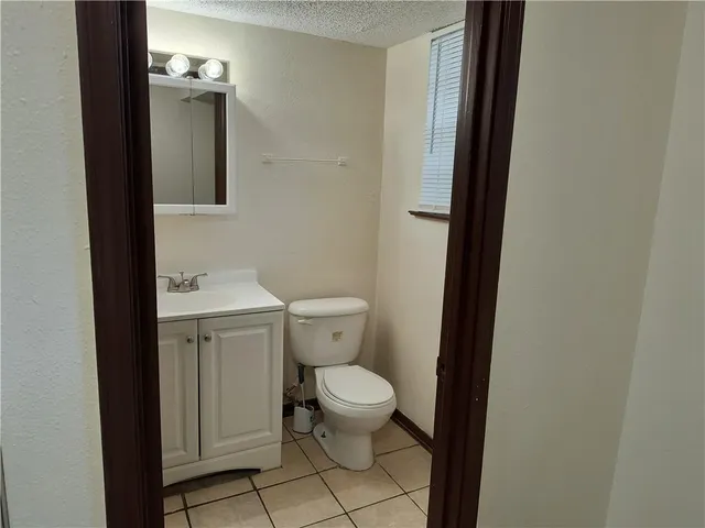 $1,100 | 2904 Clermont Street, Jefferson, LA 70121