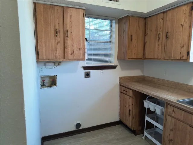 $1,100 | 2904 Clermont Street, Jefferson, LA 70121