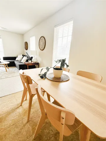 $1,200 | 3127 Bernardo De Galvez Avenue, Galveston, TX 77550