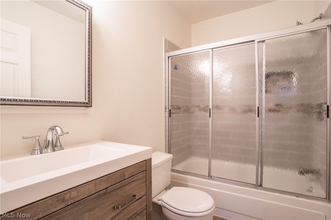 22538 Center Ridge Road, Unit D Rocky River, OH 44116 - Photo 25 of 32 Gallery Image 25
