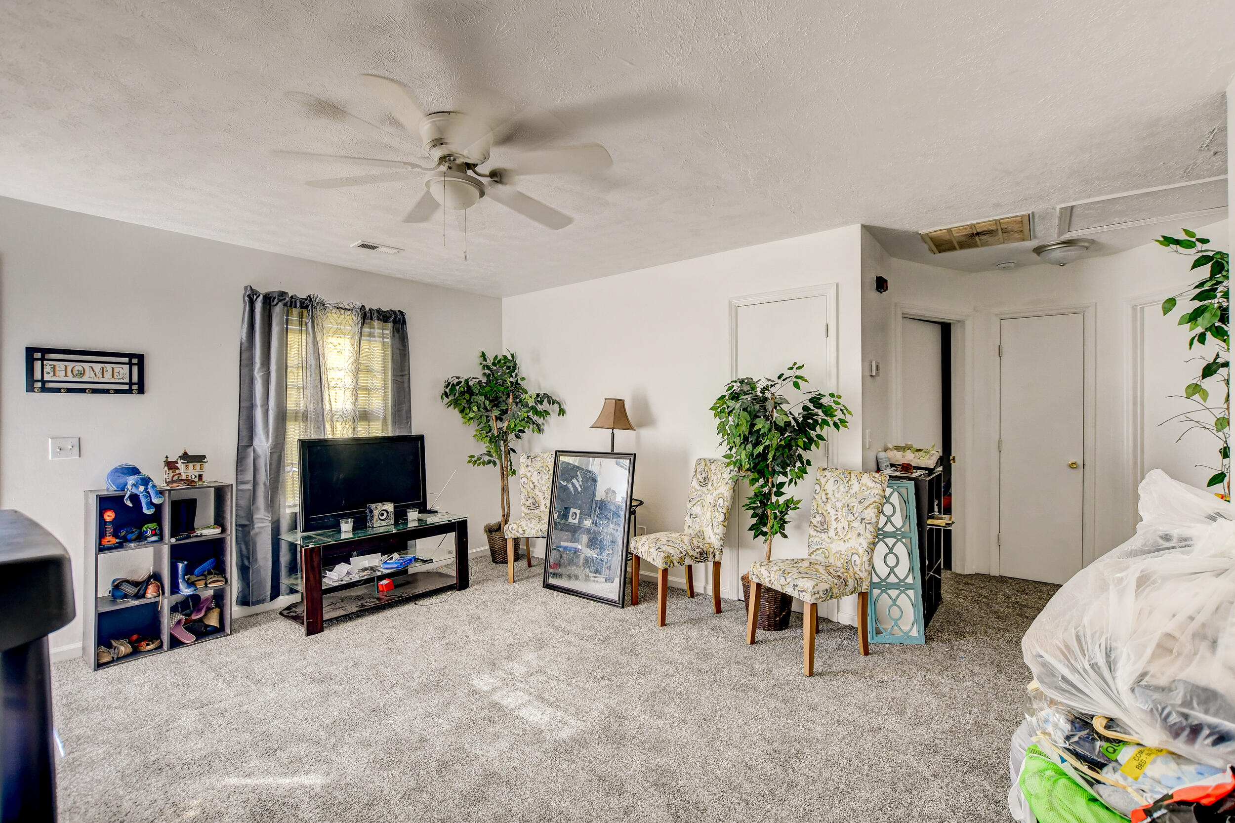 701-707 Kings Road Orangeburg, SC 29115 - Photo 4 of 11 DSC_8800_1_2_3_4