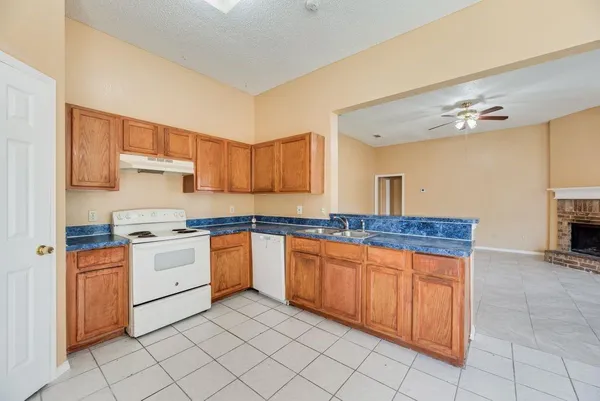 $290,000 | 1019 Balkan Drive, Lancaster, TX 75134