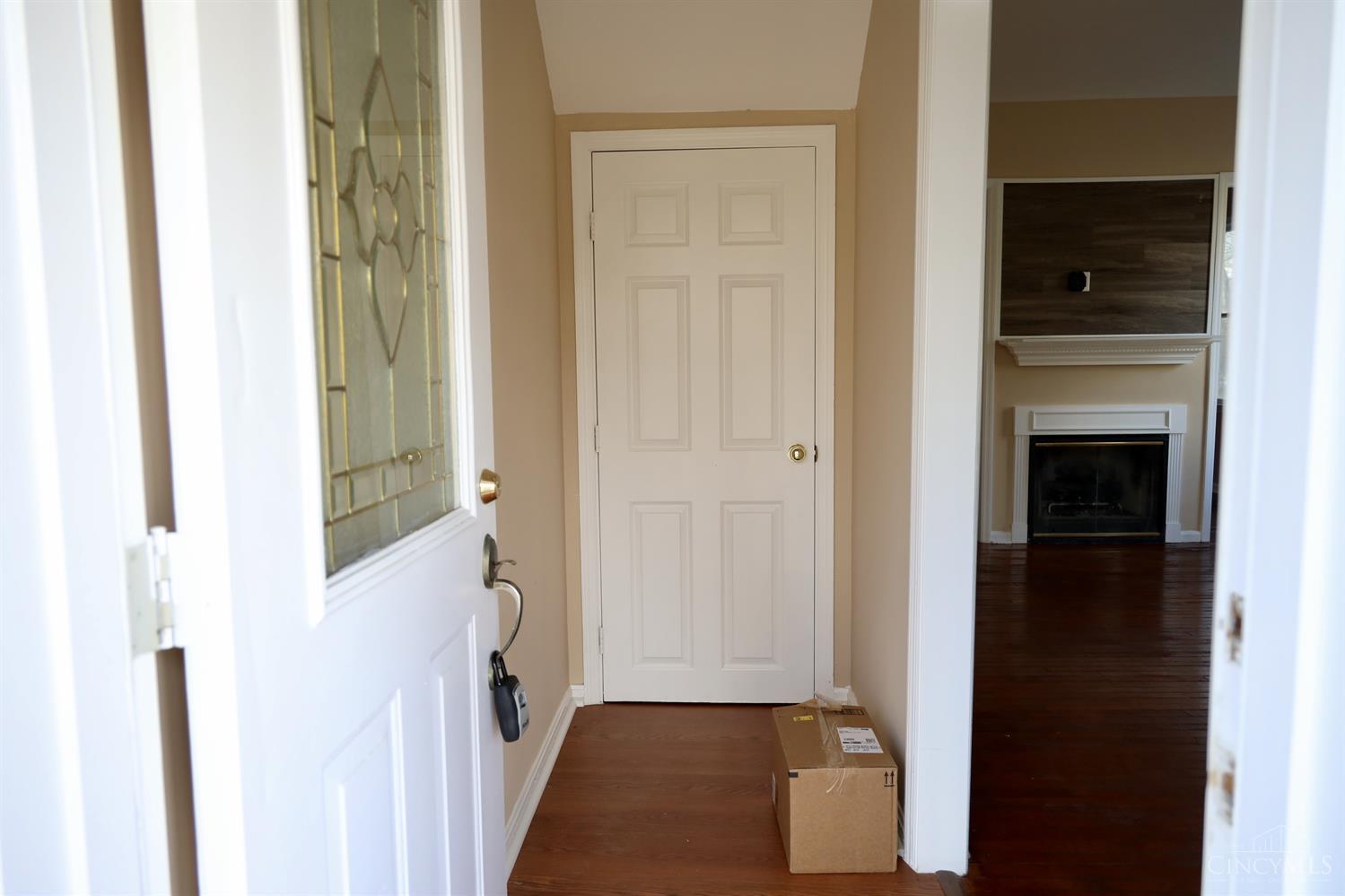 54 West Sharon Road Cincinnati, OH 45246 - Photo 7 of 47 Gallery Image 7