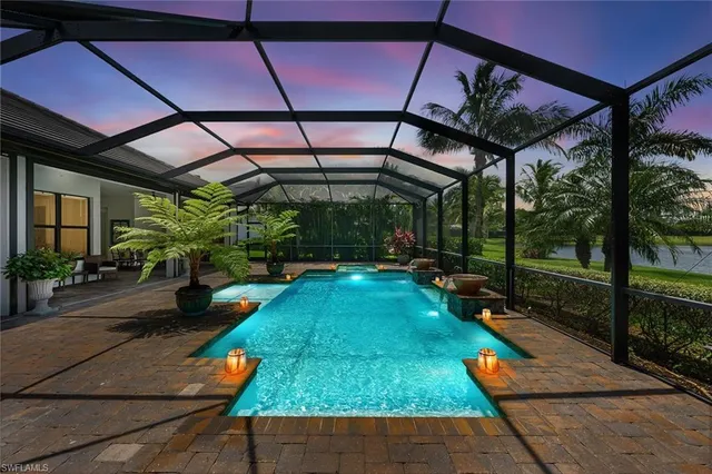 $1,550,000 | 2258 Somerset Place, Naples, FL 34120