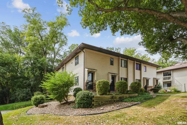 $125,000 | 5918 36th Ave Court, Unit 5918, Moline, IL 61265