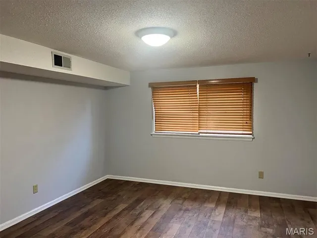 $2,200 | 1306 Ross Avenue, St. Louis, MO 63146