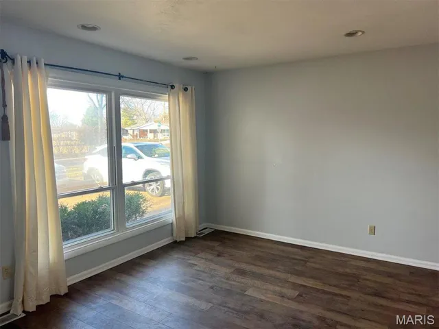 $2,200 | 1306 Ross Avenue, St. Louis, MO 63146