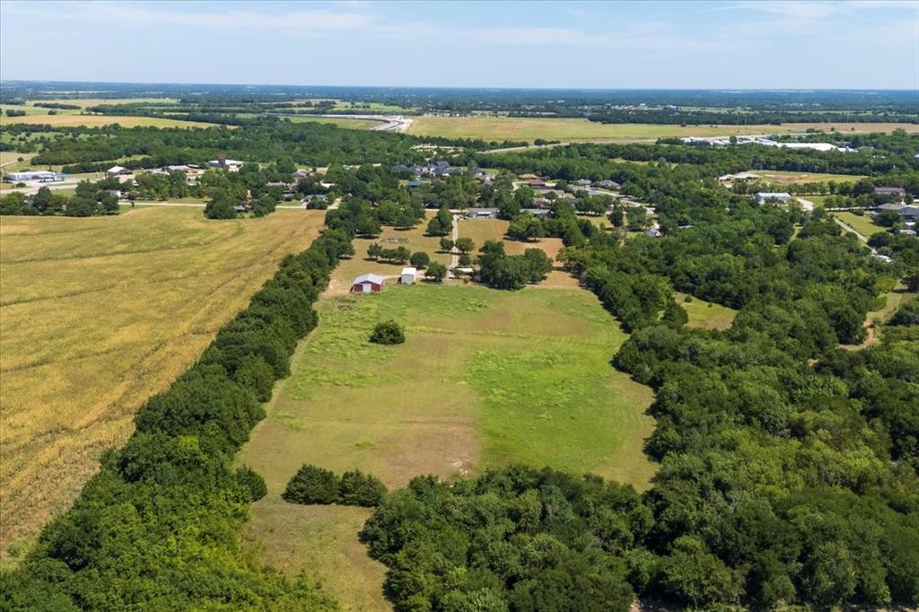 705 West Saunders Street Trenton, TX 75490 - Photo 33 of 37 a view of an ocean view and city