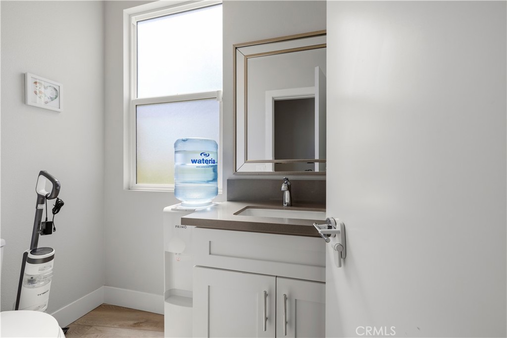 7960 Telegraph Road Downey, CA 90240 - Photo 38 of 59 Living Room Guest Bathroom