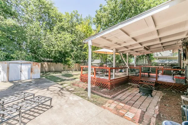 $2,550 | 2100 5th Avenue, Fort Worth, TX 76110