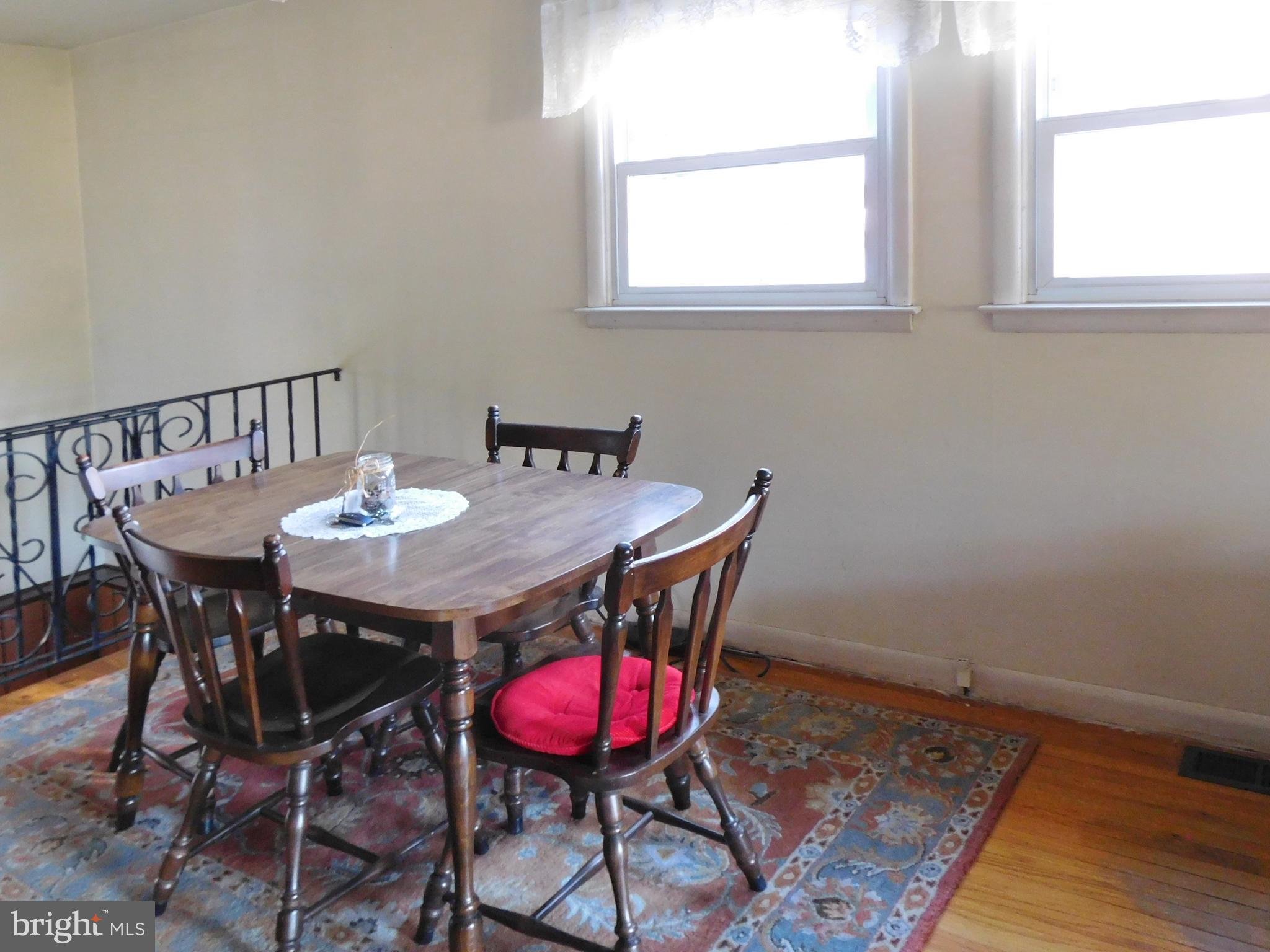 209 Delview Lane Delanco, NJ 08075 - Photo 17 of 42 Dining area