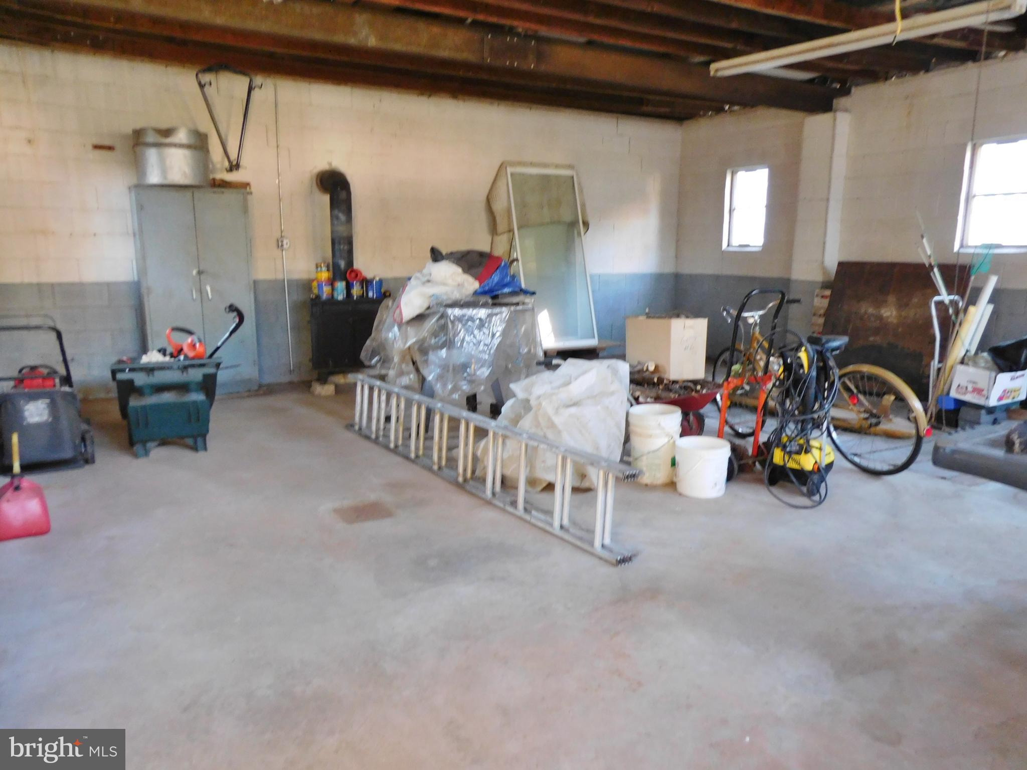 209 Delview Lane Delanco, NJ 08075 - Photo 39 of 42 Garage