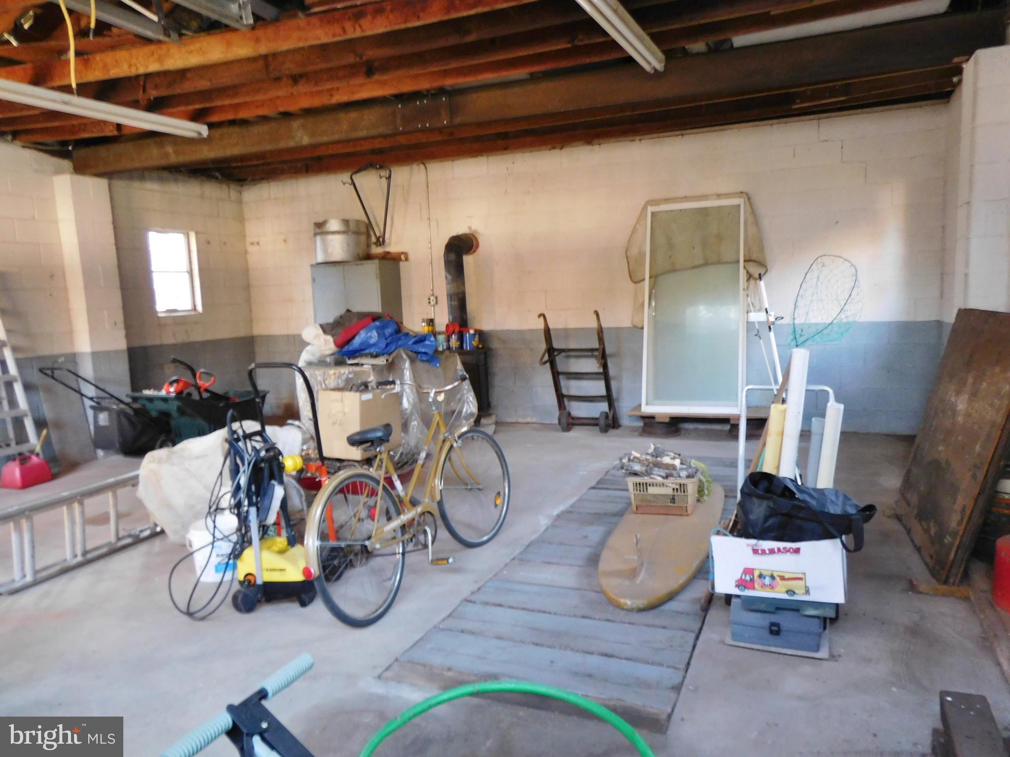 209 Delview Lane Delanco, NJ 08075 - Photo 40 of 42 Garage