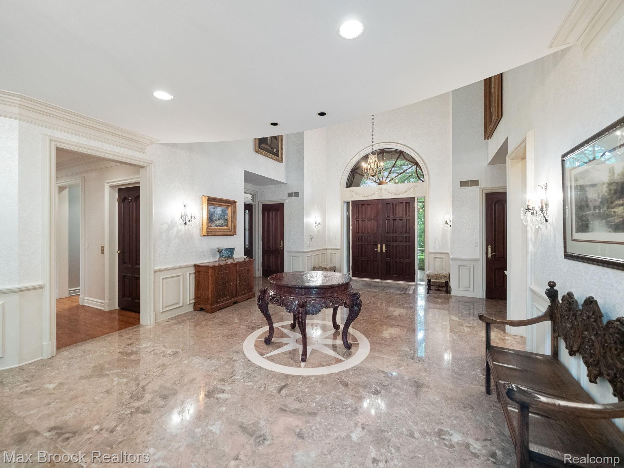 694 Rudgate Road Bloomfield Hills, MI 48304 - Photo 16 of 85 3-web-or-mls-P3777668.jpg