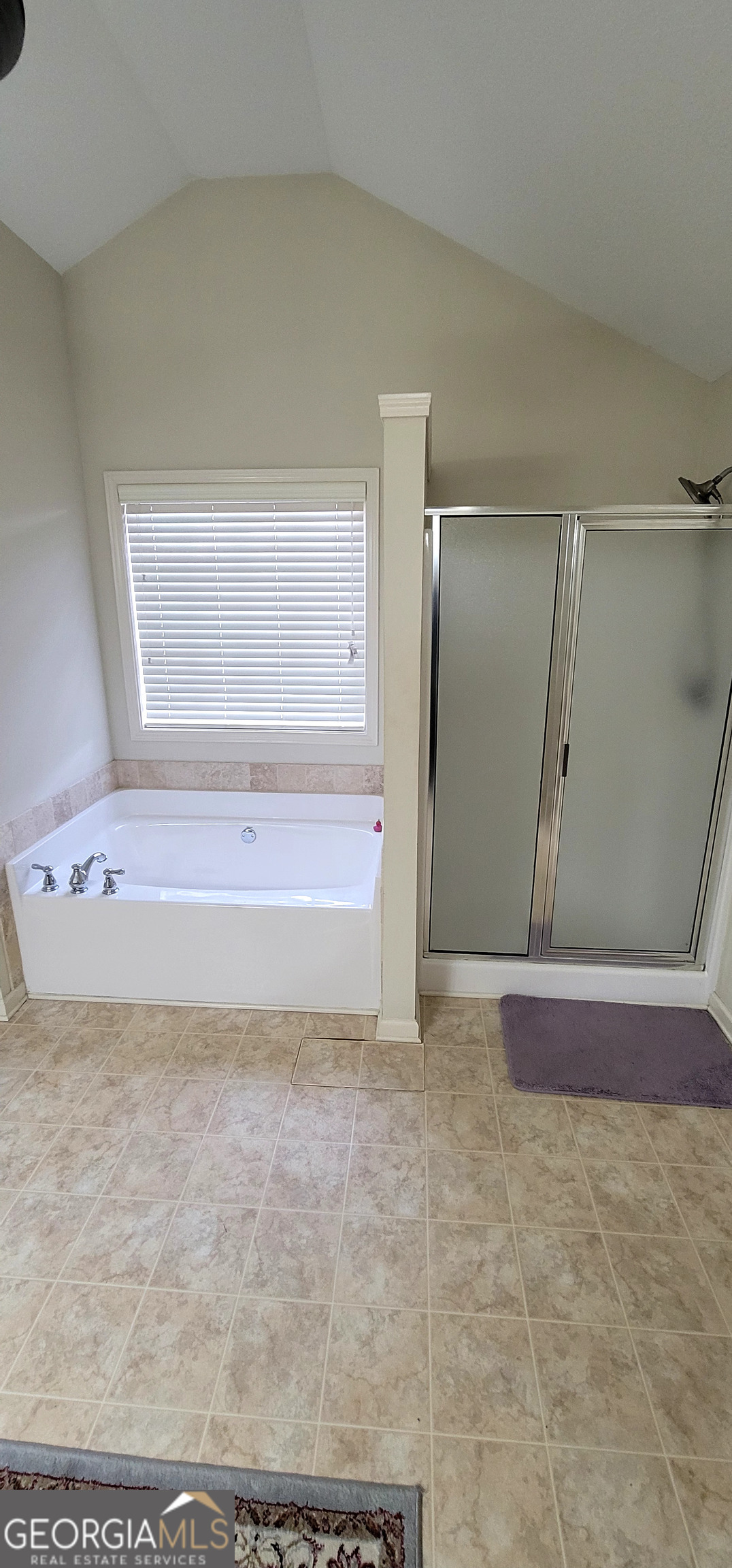 3181 Arbor Oaks Way Southwest Snellville, GA 30039 - Photo 5 of 12 a view of entryway