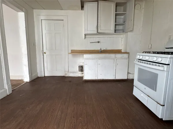 $260,000 | 99 Robinson Street, Binghamton, NY 13904