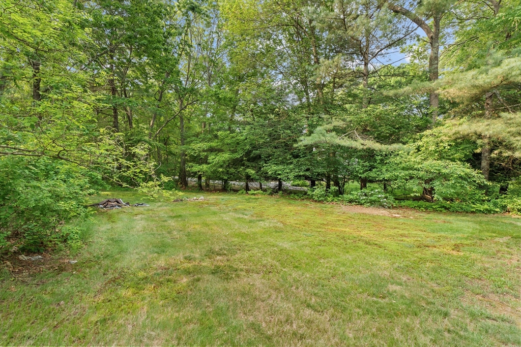 2 Hickory Lane Georgetown, MA 01833 - Photo 33 of 36