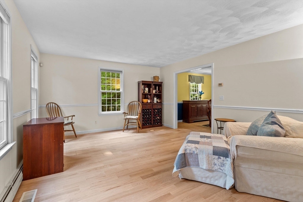 2 Hickory Lane Georgetown, MA 01833 - Photo 9 of 36