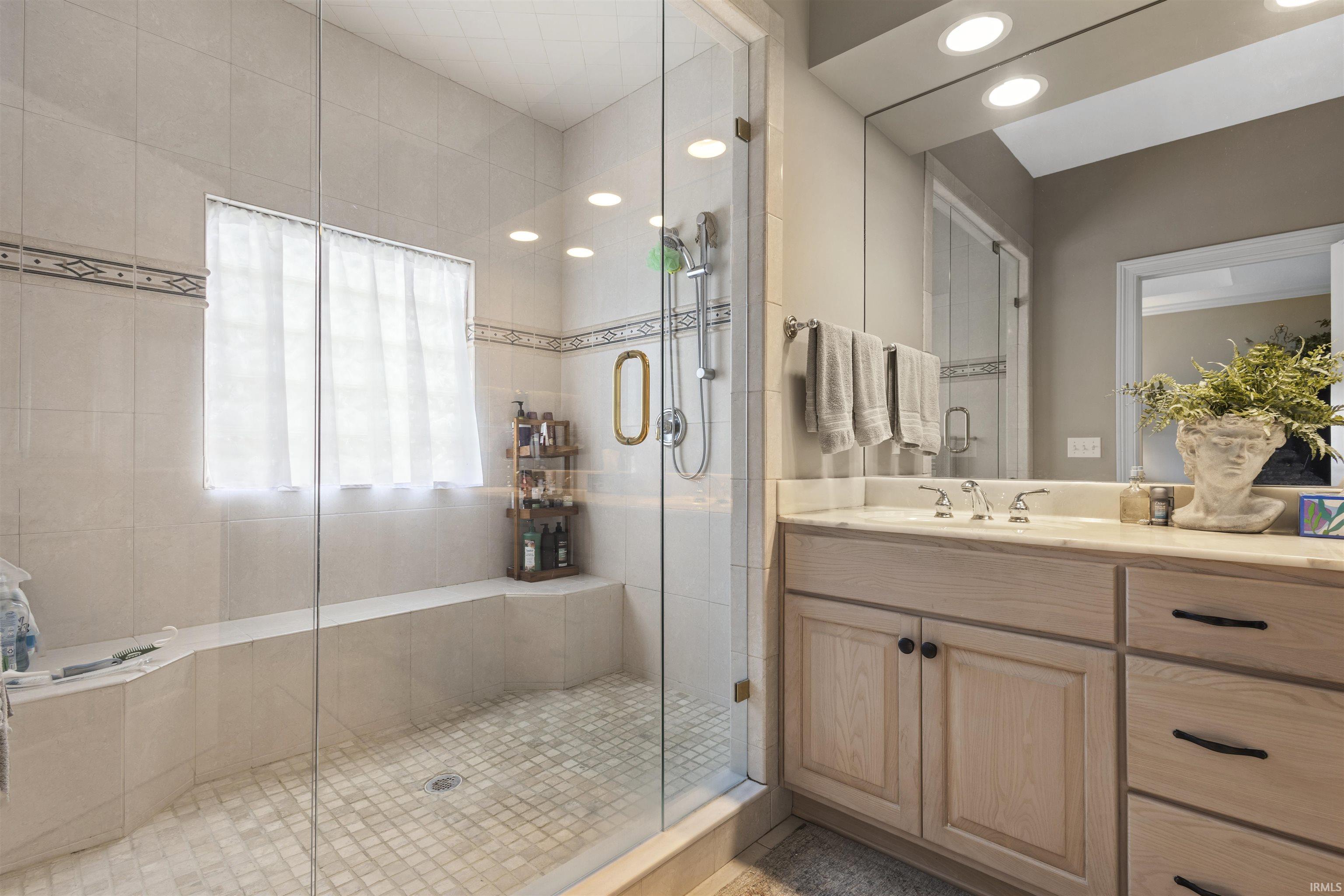 10622 Maple Springs Cove Fort Wayne, IN 46845 - Photo 18 of 36