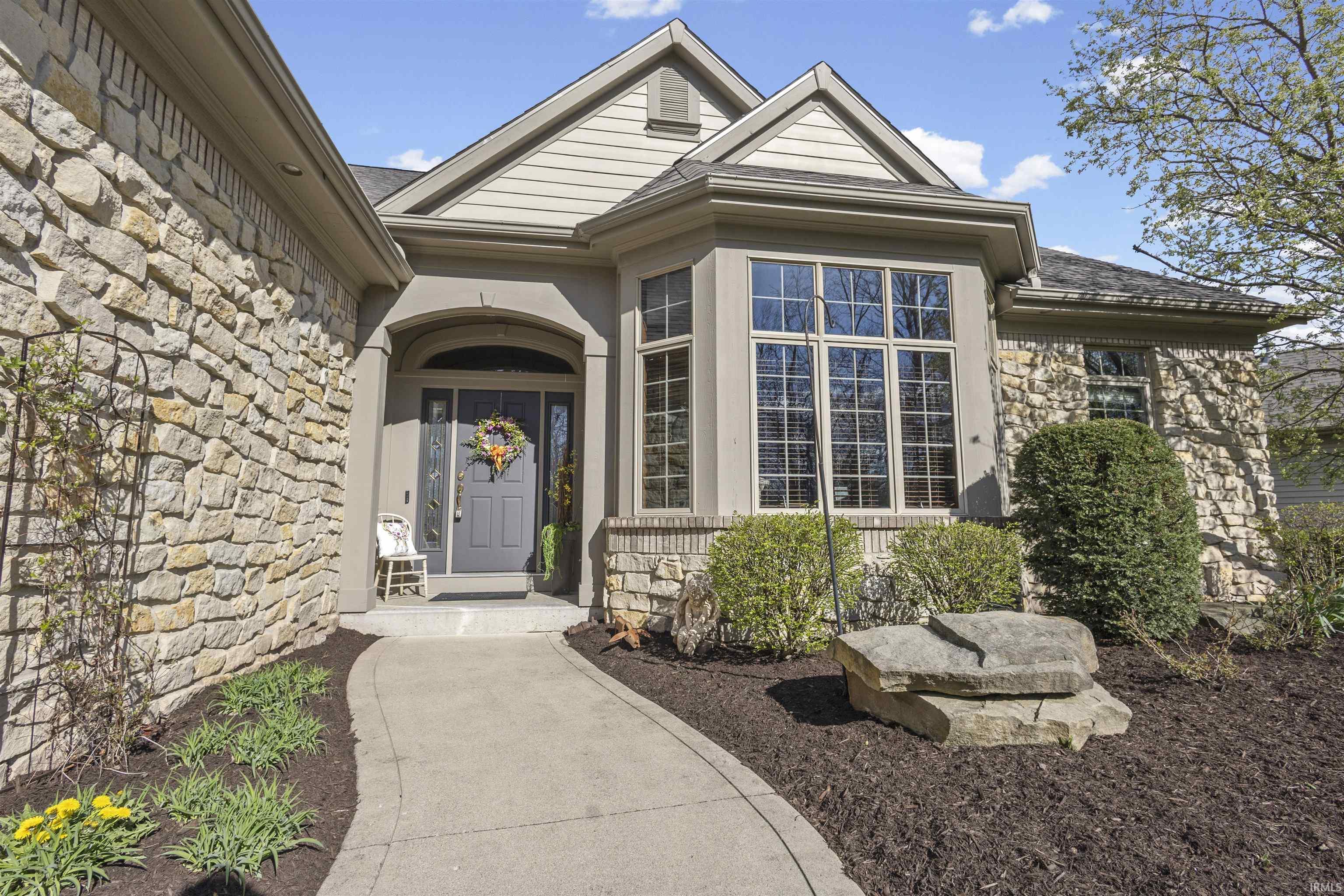 10622 Maple Springs Cove Fort Wayne, IN 46845 - Photo 2 of 36