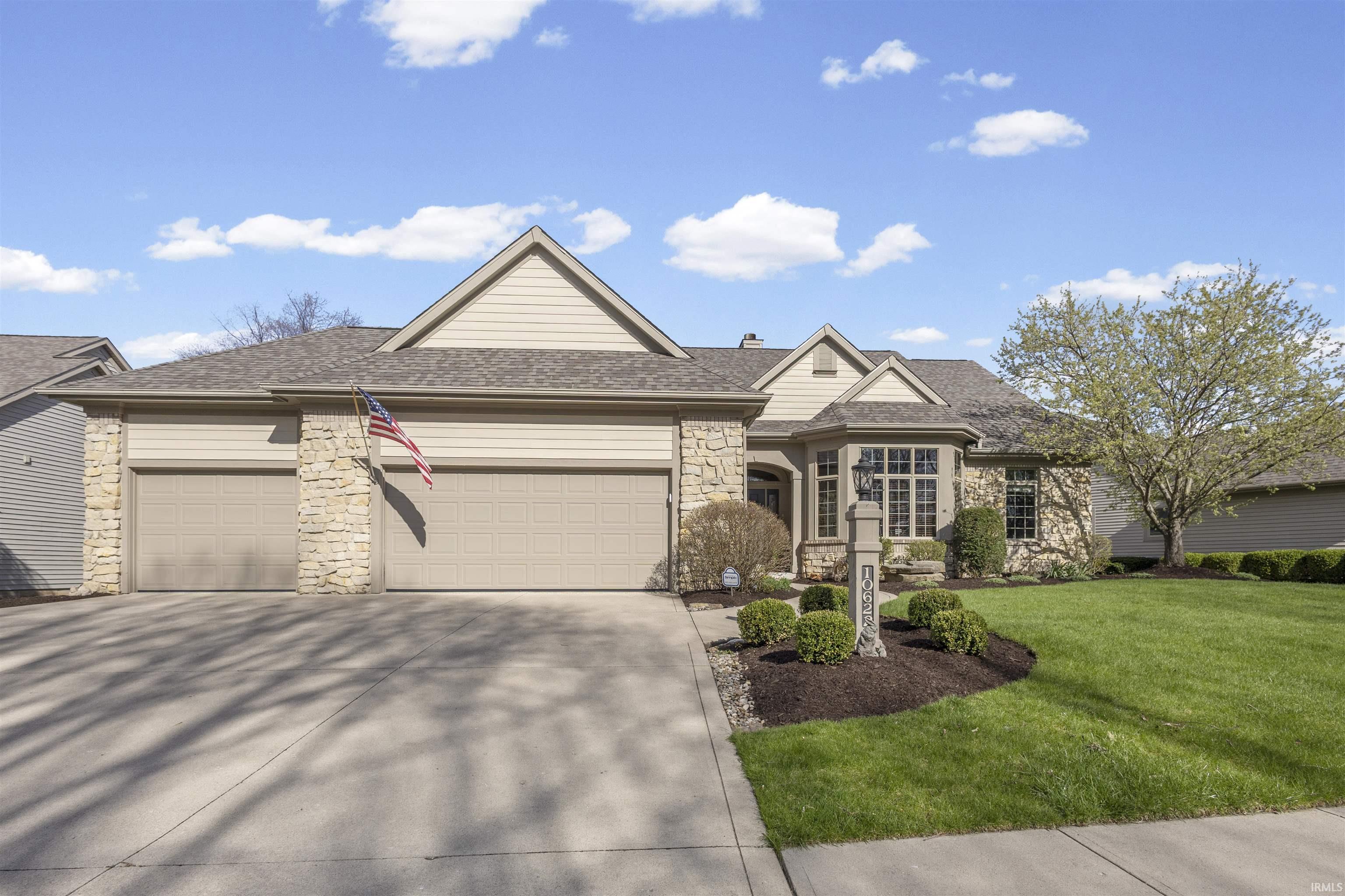 10622 Maple Springs Cove Fort Wayne, IN 46845 - Photo 3 of 36