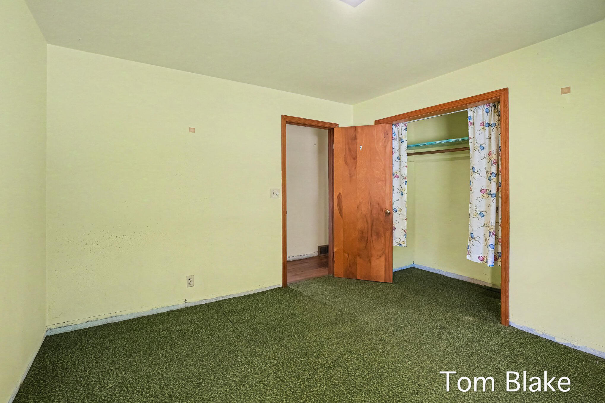 1074 Hendrick Road Muskegon, MI 49441 - Photo 20 of 28 Untitled-235