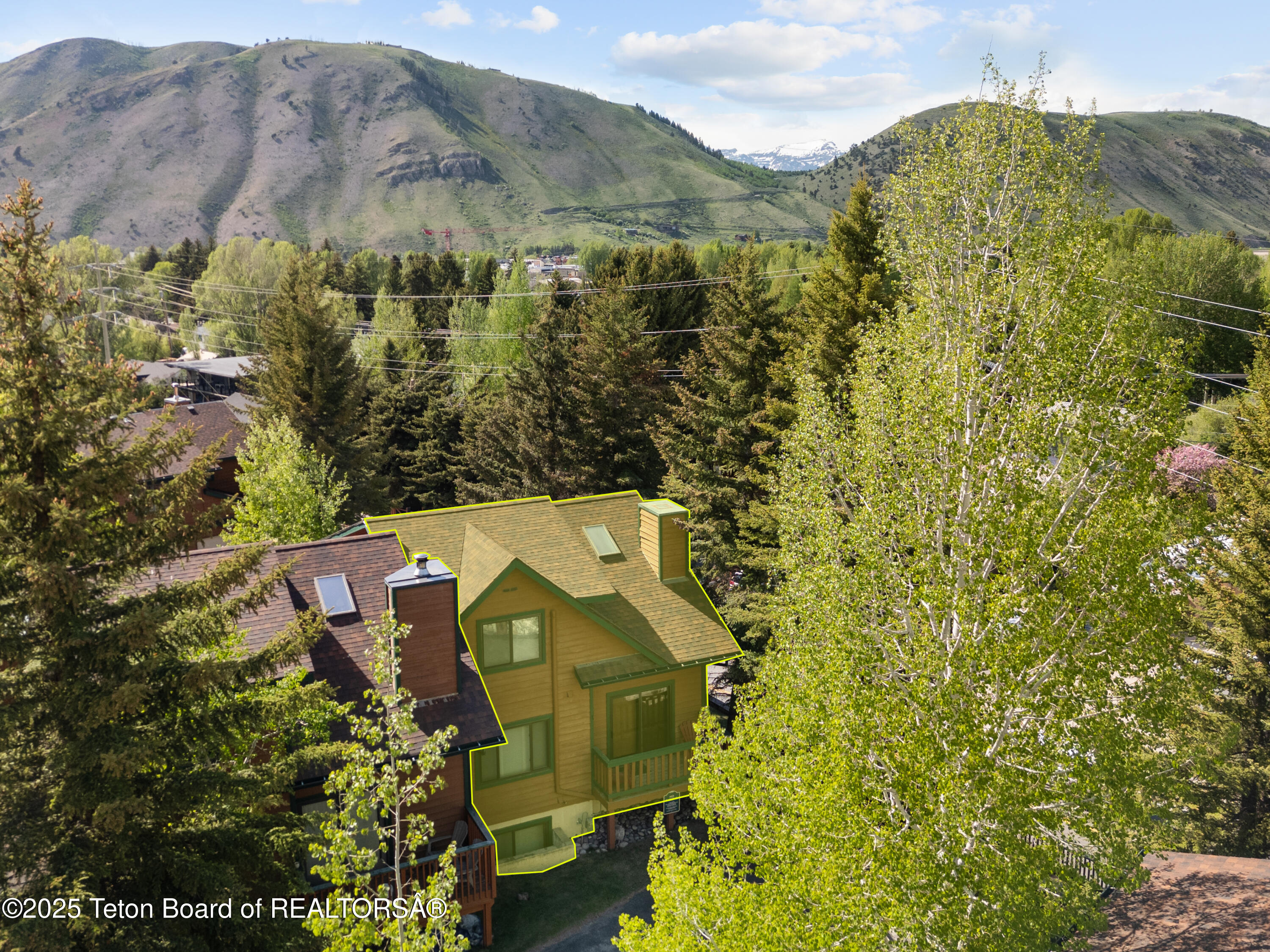 371 Snow King Loop Jackson, WY 83001 - Photo 4 of 22 Drone Saddle Butte Lines