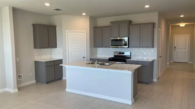 $308,990 | 305 Potato Street, Keene, TX 76059