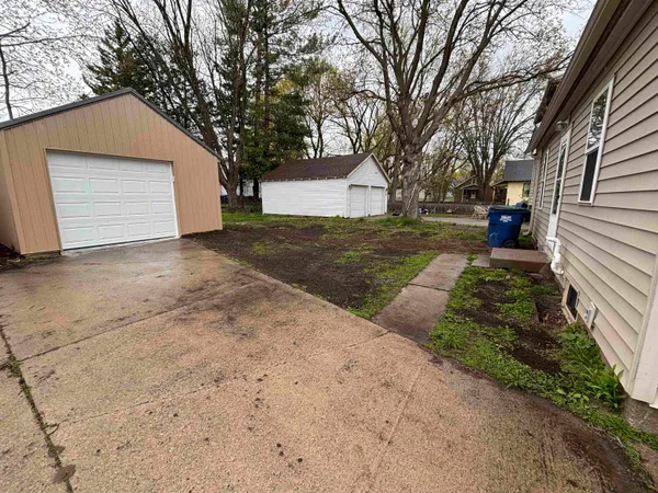 $148,000 | 93 Garfield Avenue, Clintonville, WI 54929
