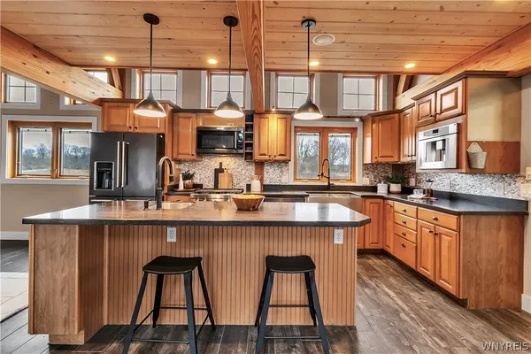 $849,900 | 9151 Shepard Road, Batavia, NY 14020