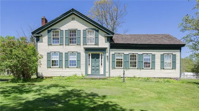 $2,200 | 27 East Main Street, Morris, NY 13808