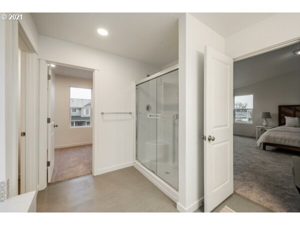 17076 Southeast Troge Road Happy Valley, OR 97086 - Photo 12 of 15 Gallery Image 12