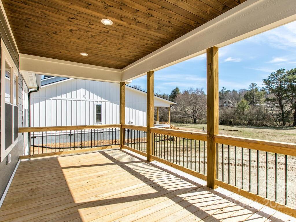 136 Gravely Branch Road Fletcher, NC 28732 - Photo 32 of 37 Gallery Image 32