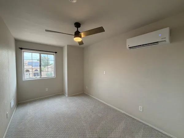 $2,995 | 902 South Surfside Drive, Gilbert, AZ 85233